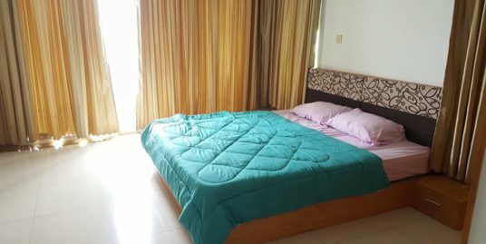 2 Bedrooms Beautiful Western Apartment