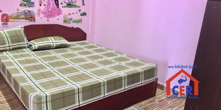FA6BAC9C-30A2-4AEC-BDBE-31B69FAD6679